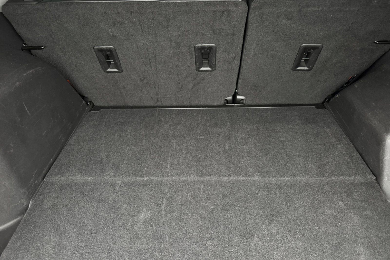 Certified 2024 GMC Terrain SLT image 16