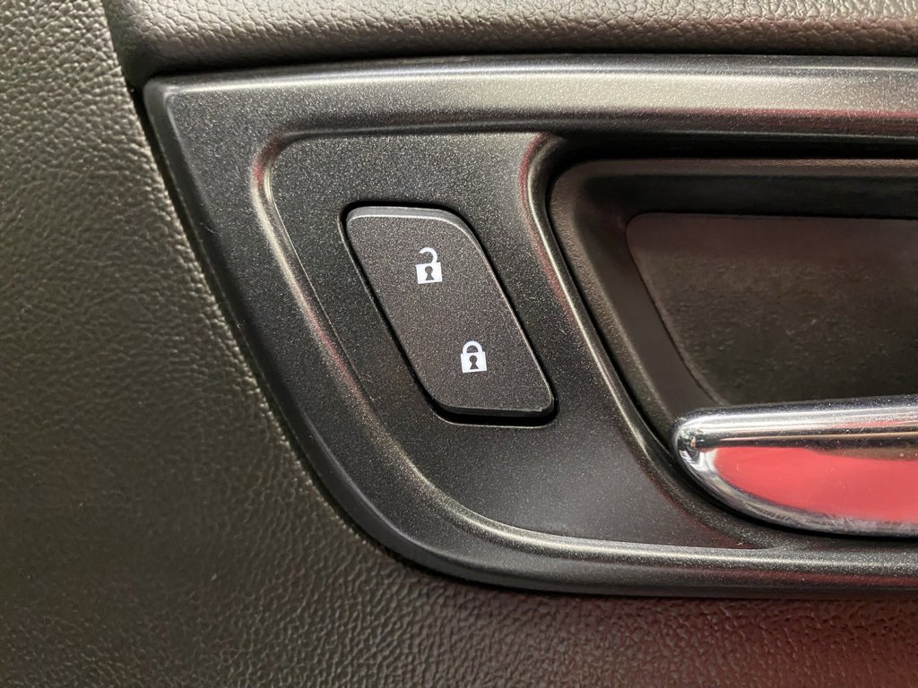 Used 2019 Chevrolet Suburban Premier image 42