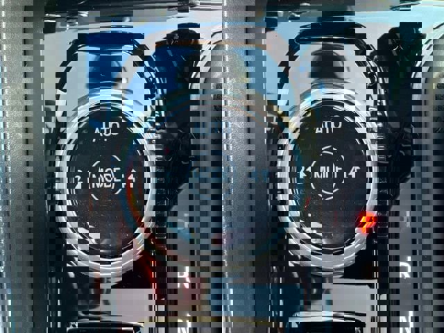 New 2026 GMC Canyon Elevation w/ Convenience Package image 27