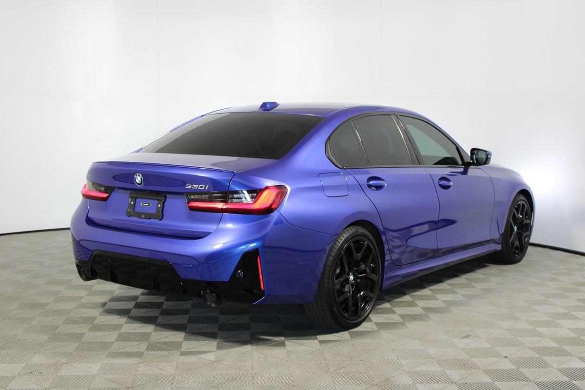 Used 2026 BMW 330i Sedan w/ M Sport Package RWD image 33