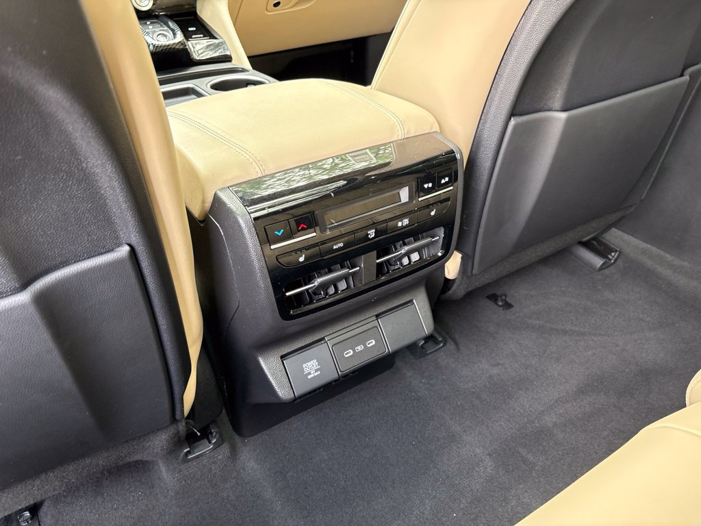 Used 2025 Acura MDX w/ Advance Package AWD/4WD image 31