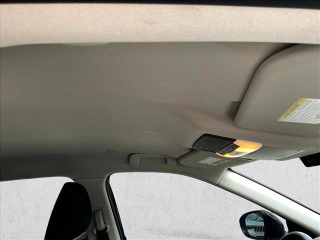 Used 2023 Nissan Rogue SV FWD image 13