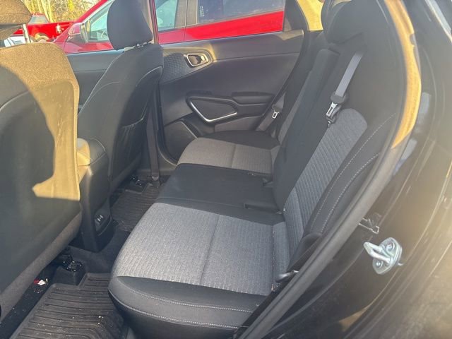 Used 2023 Kia Soul EX image 7
