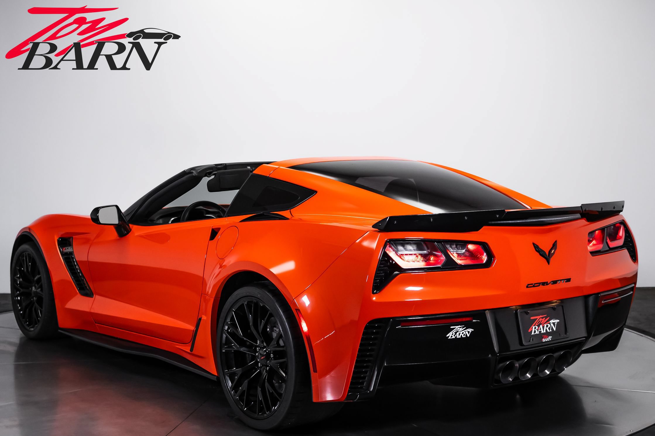 Used 2019 Chevrolet Corvette Z06 RWD image 3