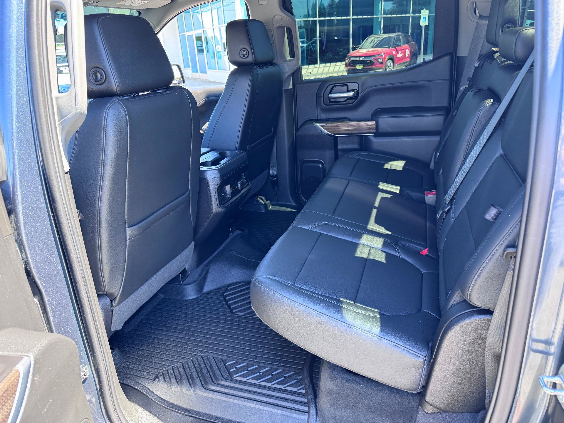 Used 2020 Chevrolet Silverado 1500 LT Trail Boss AWD/4WD image 14