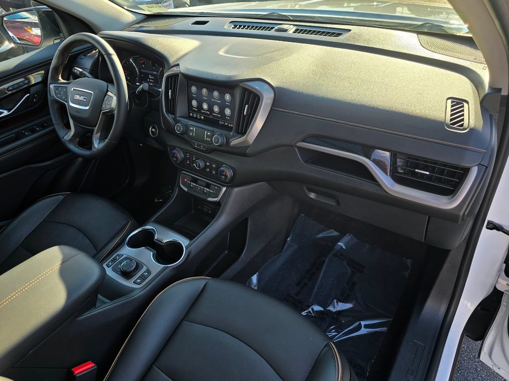 Used 2024 GMC Terrain AT4 AWD/4WD image 29