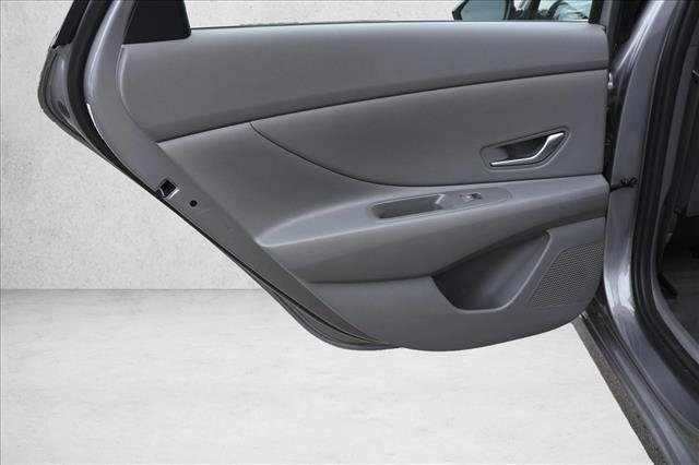Certified 2024 Hyundai Elantra SEL w/ Convenience Package FWD image 23