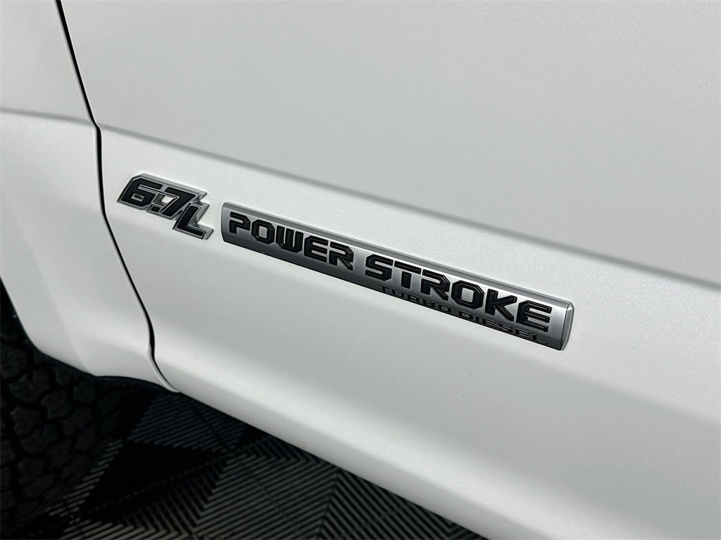 Used 2020 Ford F350 Lariat w/ Lariat Ultimate Package image 38