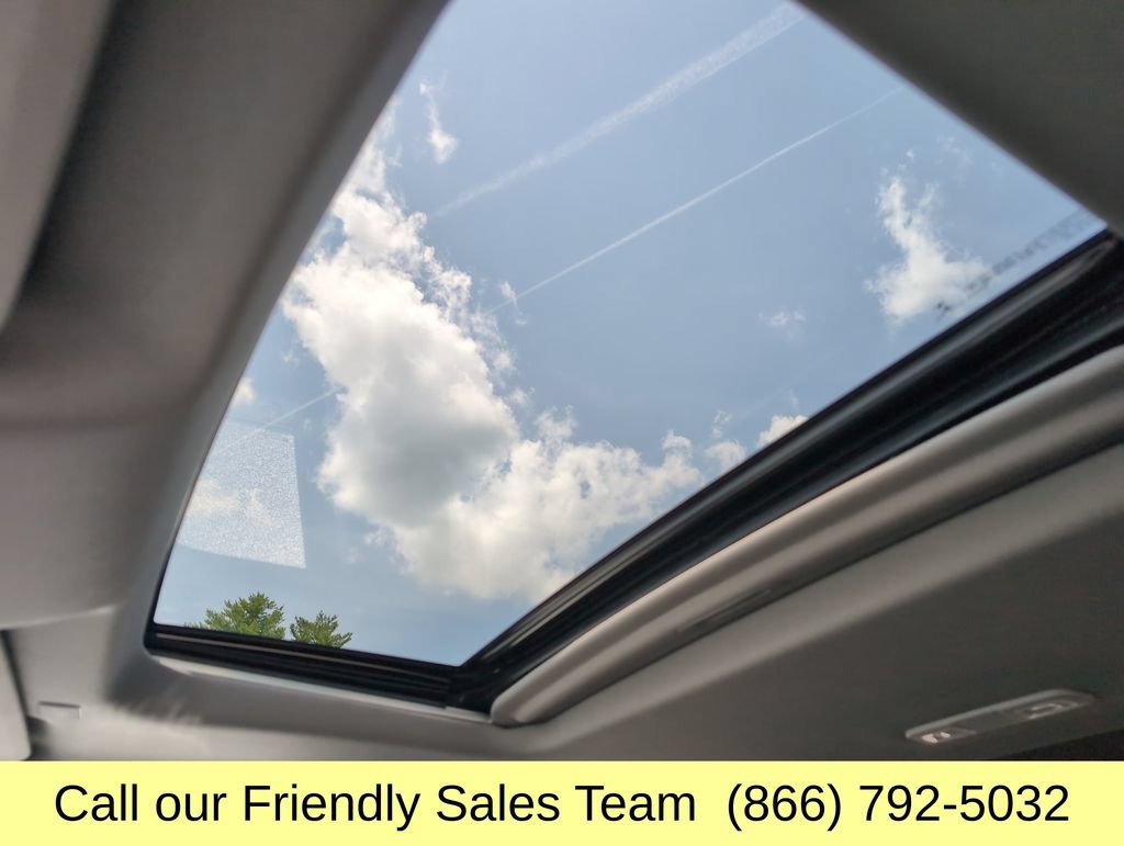 Used 2020 GMC Sierra 1500 SLT w/ SLT Premium Plus Package AWD/4WD image 25