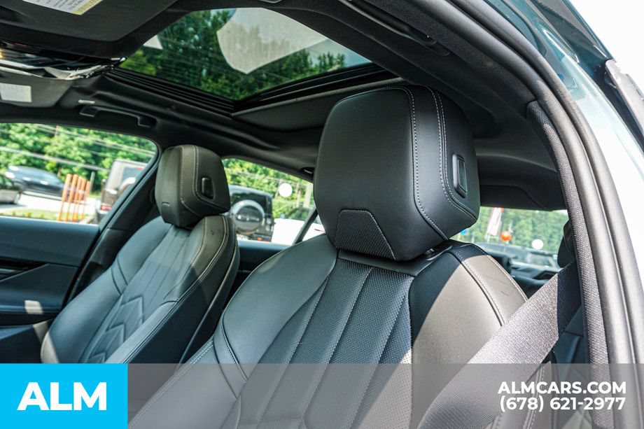 Used 2026 BMW 530i RWD image 17