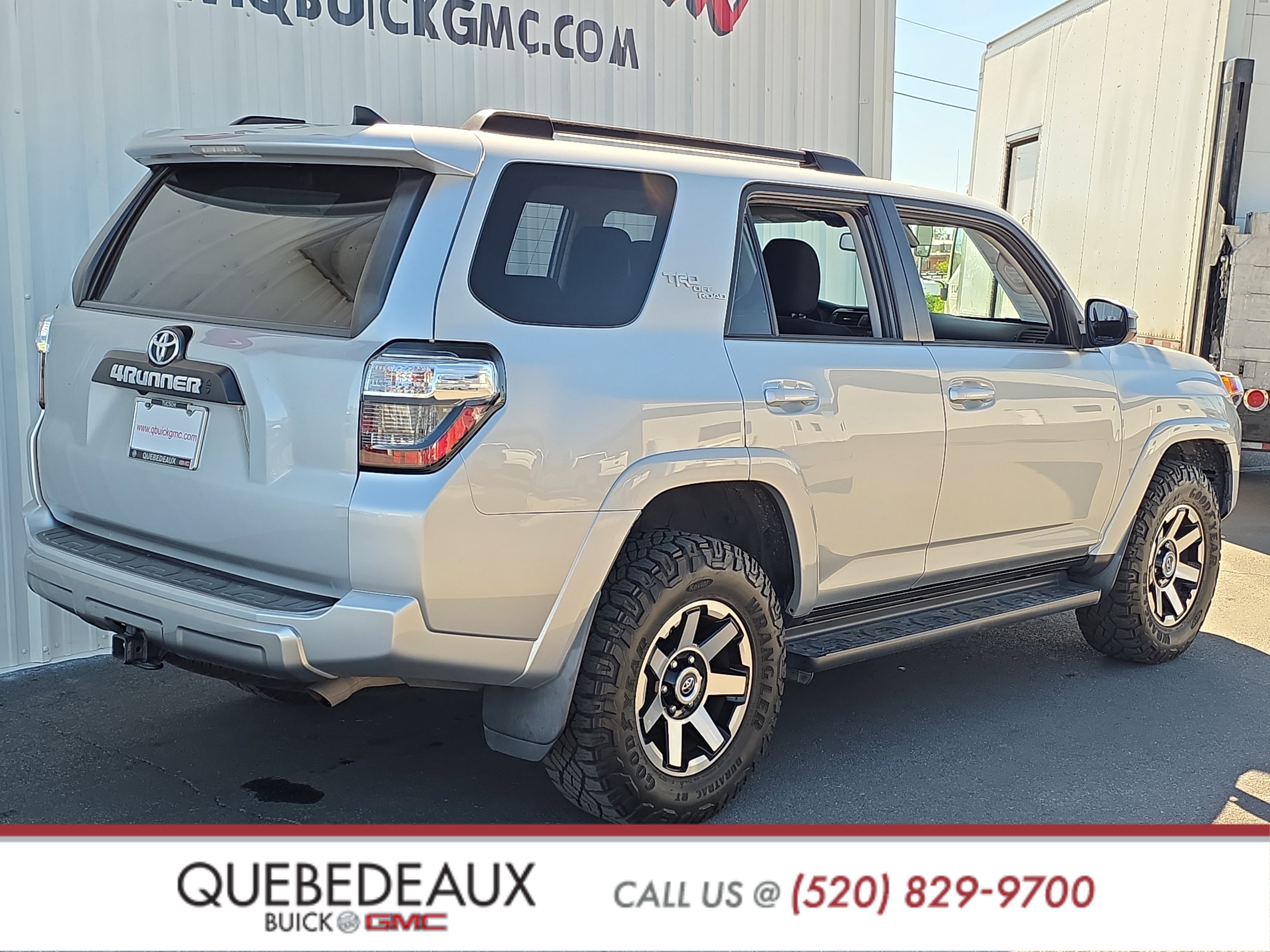 Used 2022 Toyota 4Runner TRD Off-Road AWD/4WD image 9