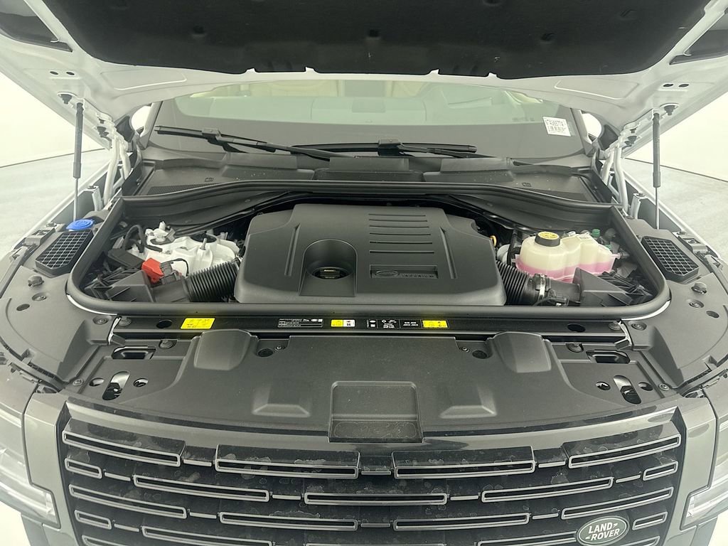 New 2026 Land Rover Range Rover SE AWD/4WD image 30