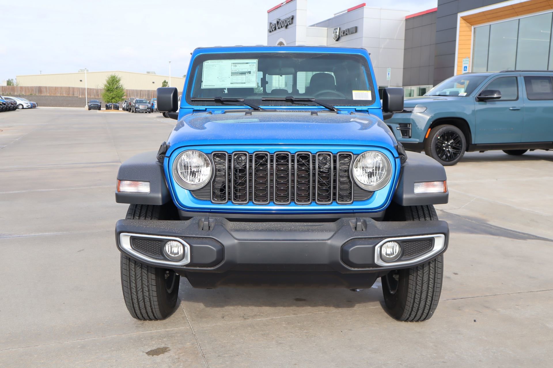 New 2026 Jeep Gladiator Sport AWD/4WD image 10