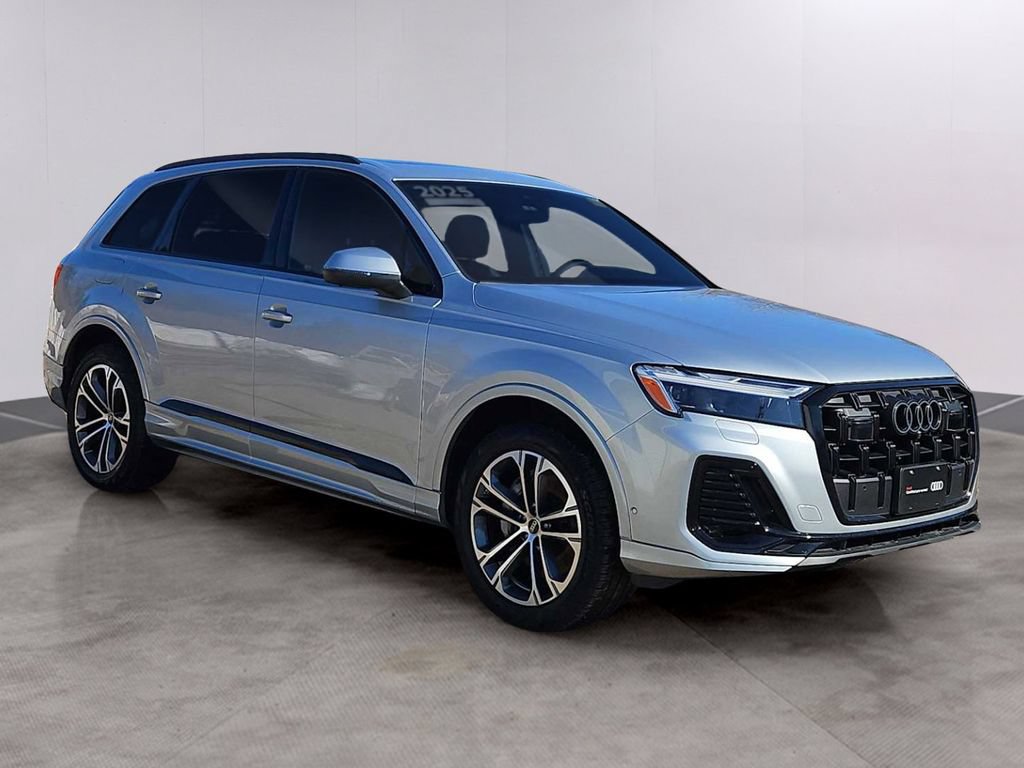 Certified 2025 Audi Q7 2.0T Premium Plus w/ Premium Plus Package AWD/4WD image 10