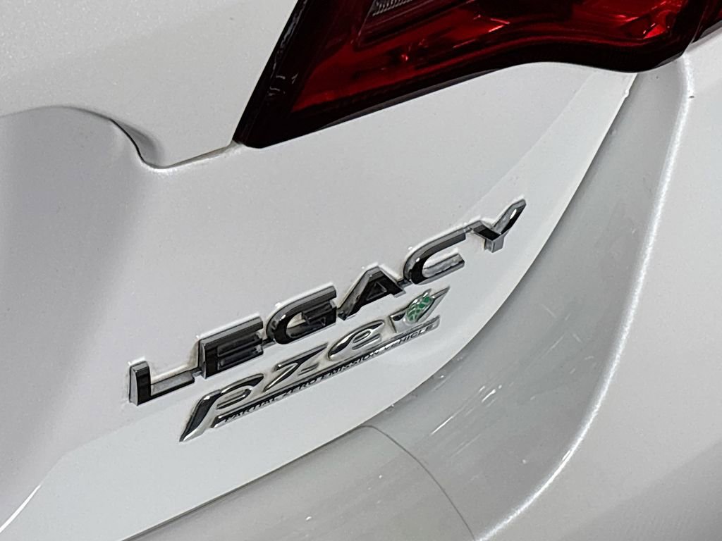 Used 2017 Subaru Legacy 2.5i Premium image 25