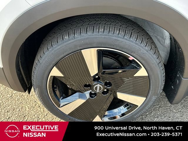 Used 2025 Nissan Kicks SR w/ SR Premium Package AWD/4WD image 8