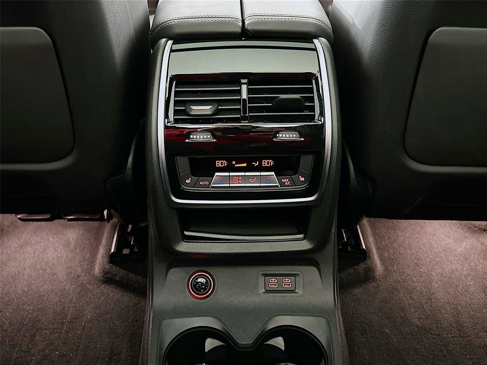 Certified 2024 BMW X7 M60i w/ Executive Package image 27