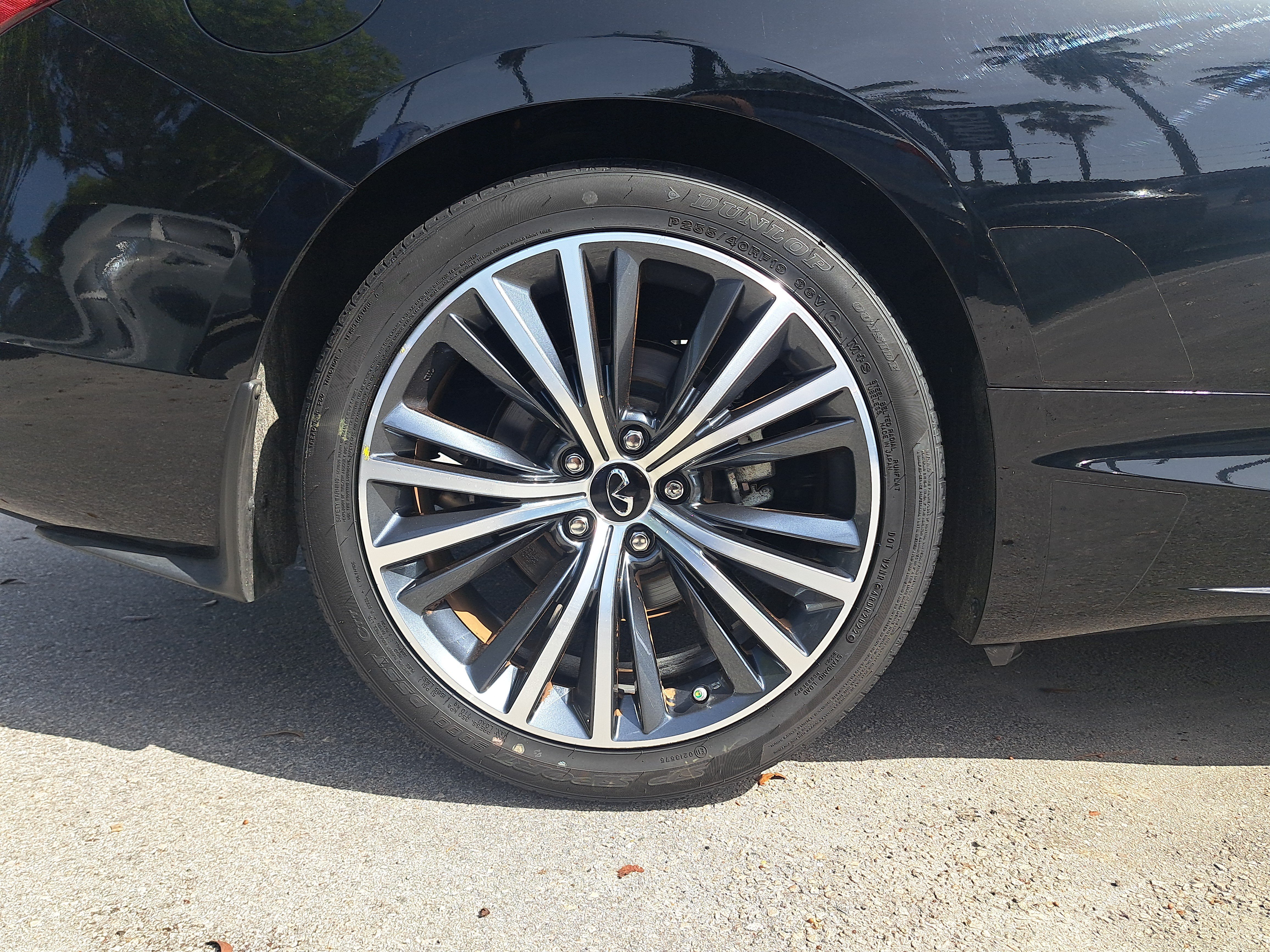 Used 2022 INFINITI Q60 3.0t Luxe w/ Cargo Package AWD/4WD image 5
