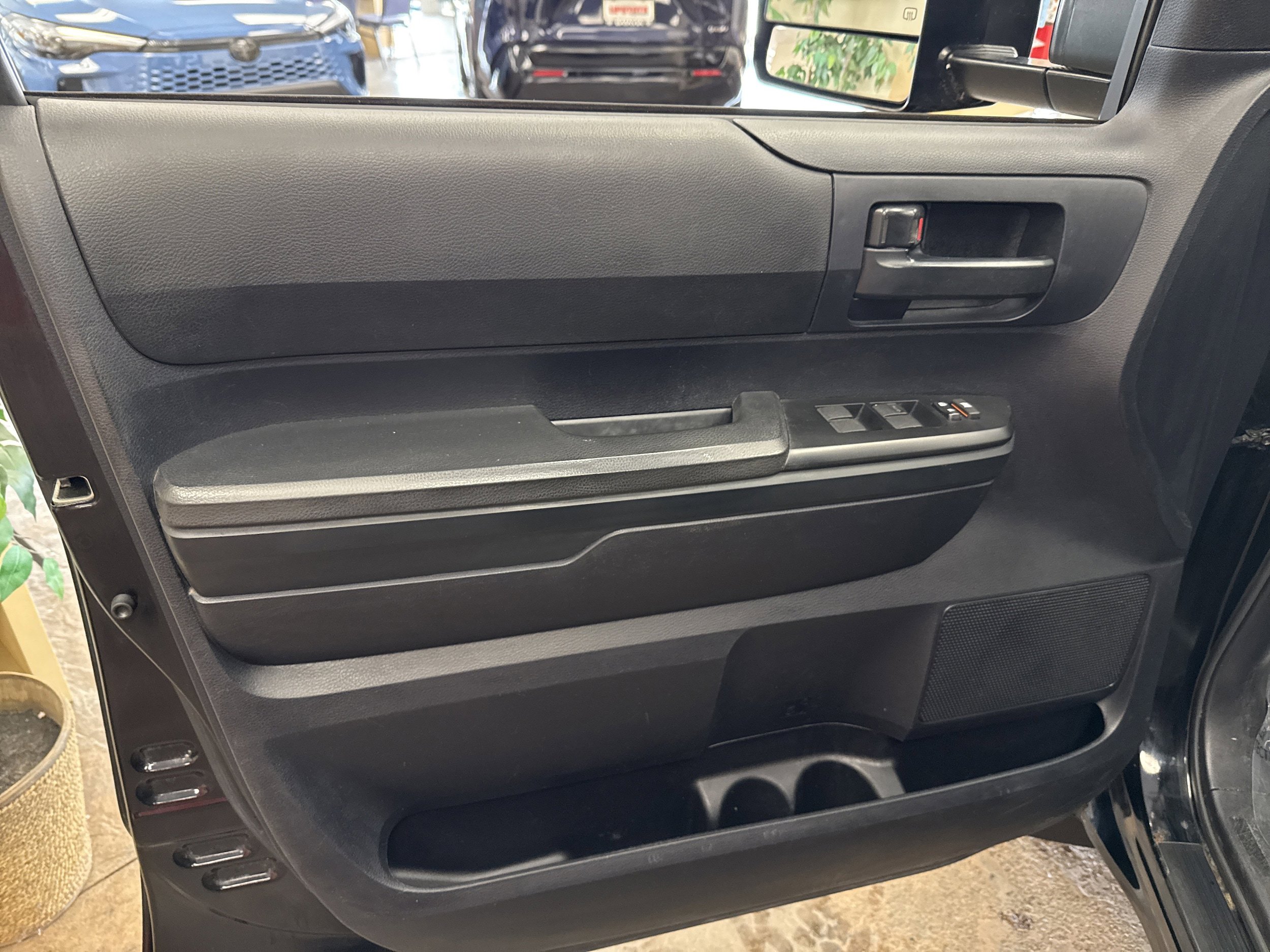 Used 2016 Toyota Tundra SR AWD/4WD image 24
