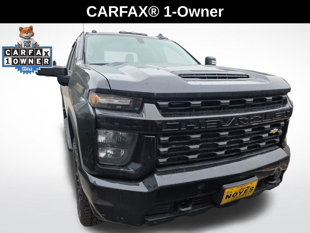 Used 2020 Chevrolet Silverado 2500 Custom w/ Custom Value Package AWD/4WD image 3