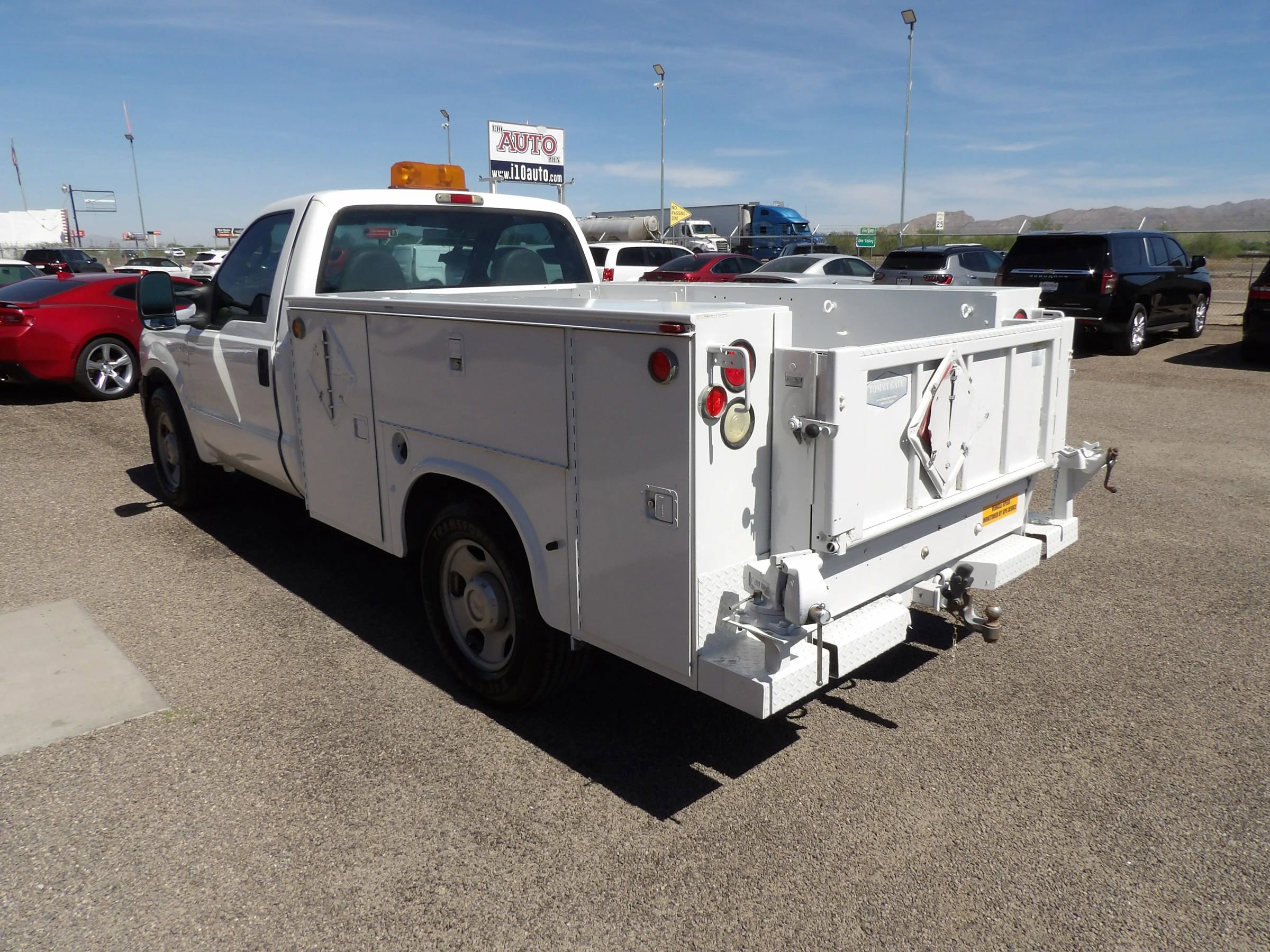 Used 2005 Ford F350 XL RWD image 6