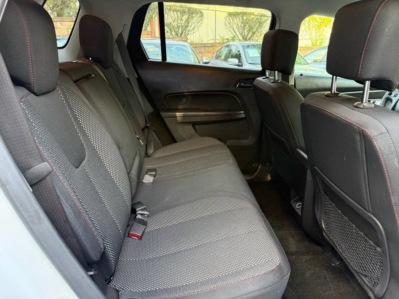 Used 2017 GMC Terrain SLE FWD image 15
