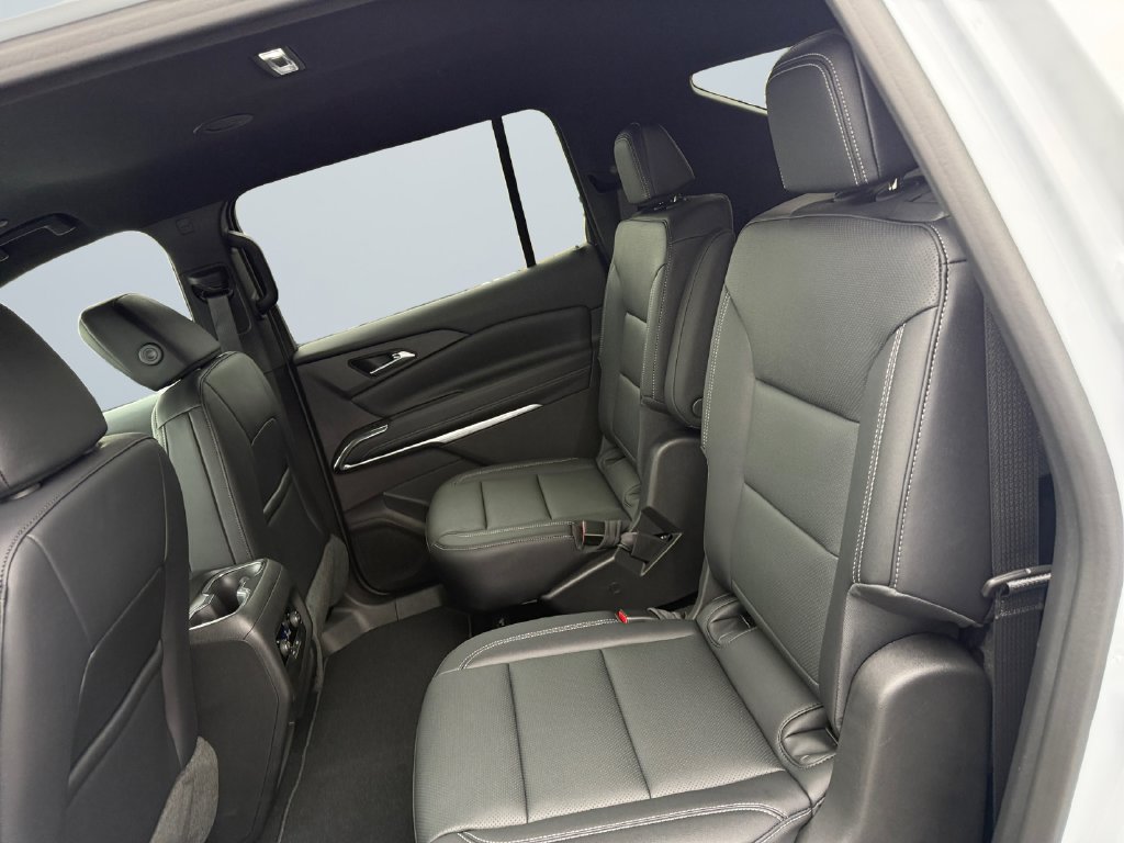 New 2027 Chevrolet Traverse LT w/ Driver Confidence Package FWD image 13