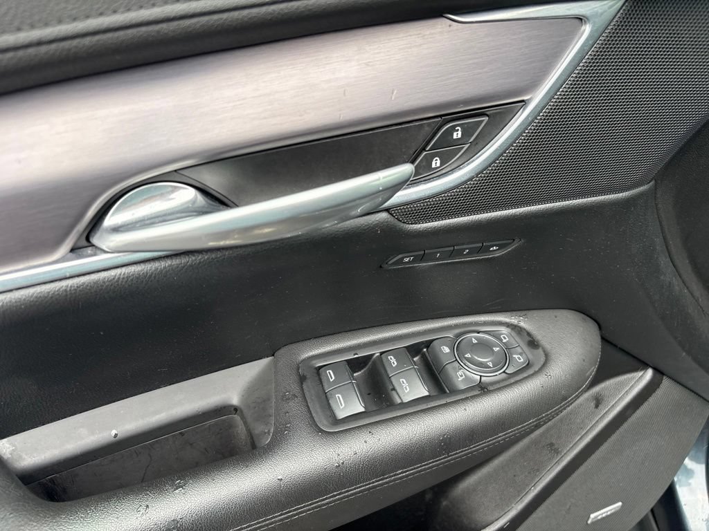 Used 2019 Cadillac XT5 Luxury FWD image 19