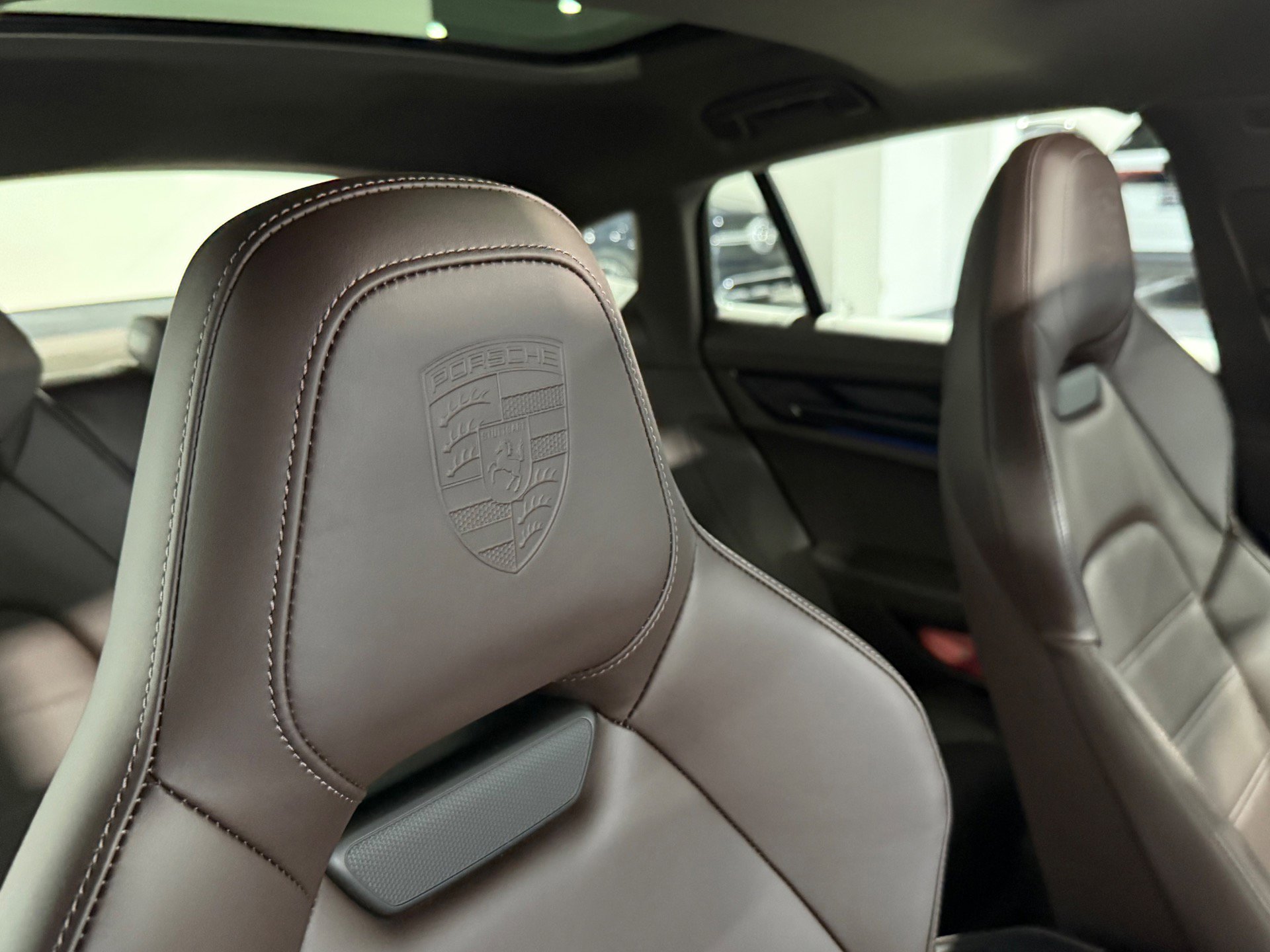 Used 2025 Porsche Panamera 4 image 65