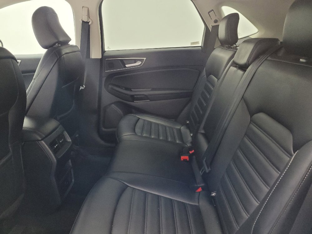 Used 2024 Ford Edge SEL image 18