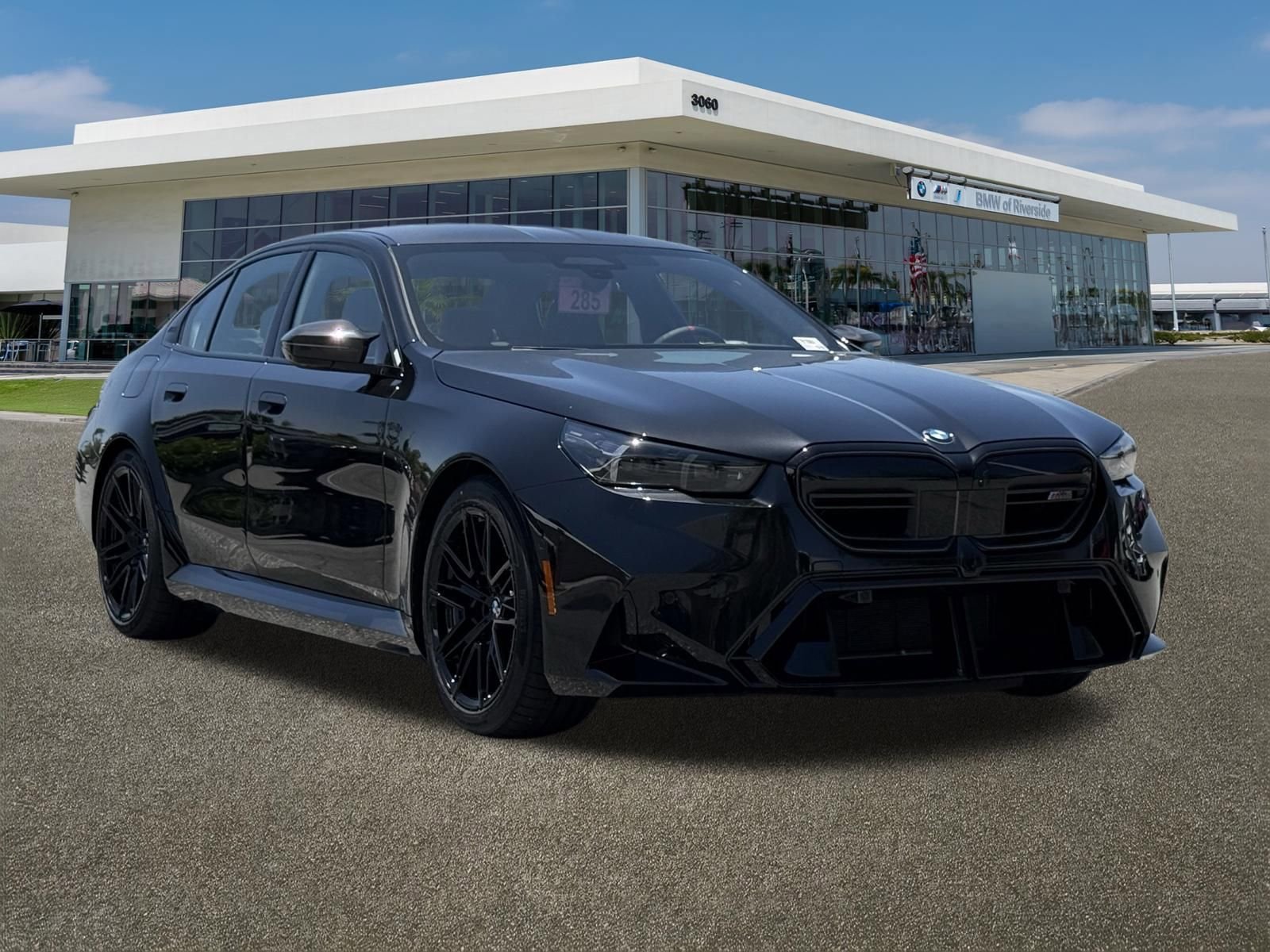 New 2027 BMW M5 w/ Carbon Package AWD/4WD image 2
