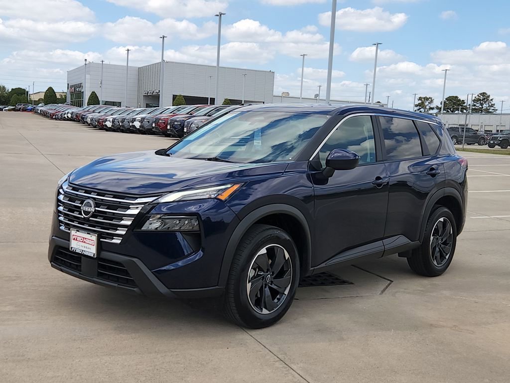 Used 2025 Nissan Rogue SV video 3