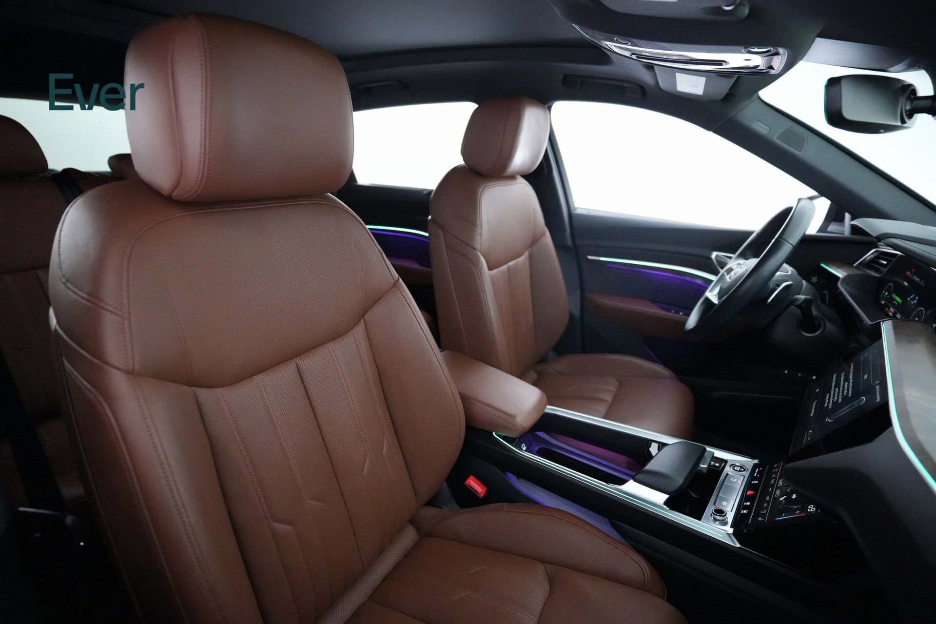 Used 2021 Audi e-tron Prestige w/ Prestige Package image 8