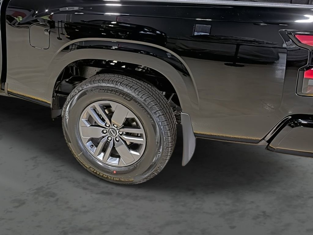 New 2026 Nissan Frontier SV AWD/4WD image 9