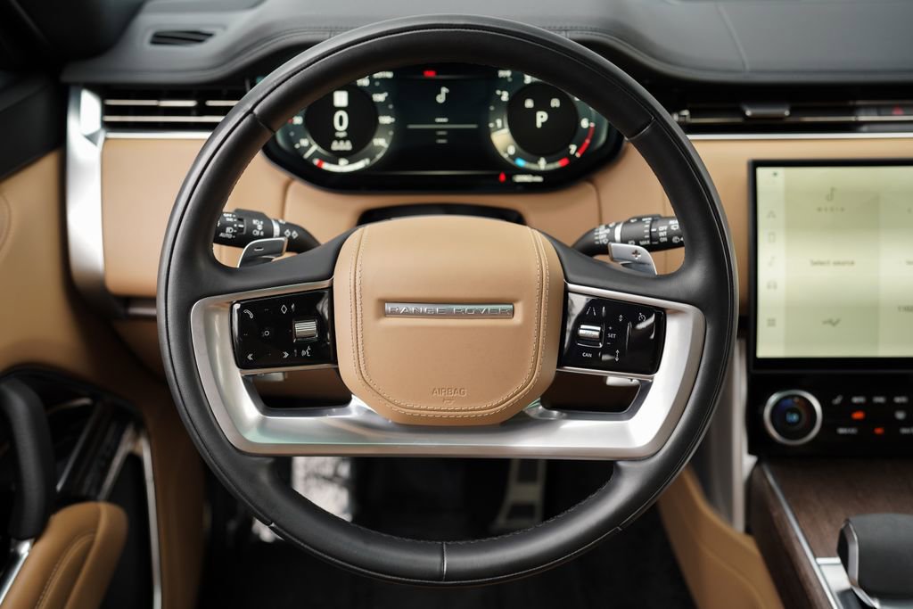 Used 2023 Land Rover Range Rover SE image 28