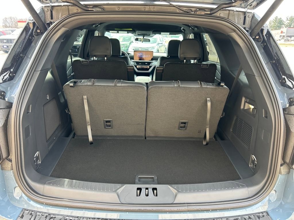 New 2026 Ford Explorer ST-Line image 19