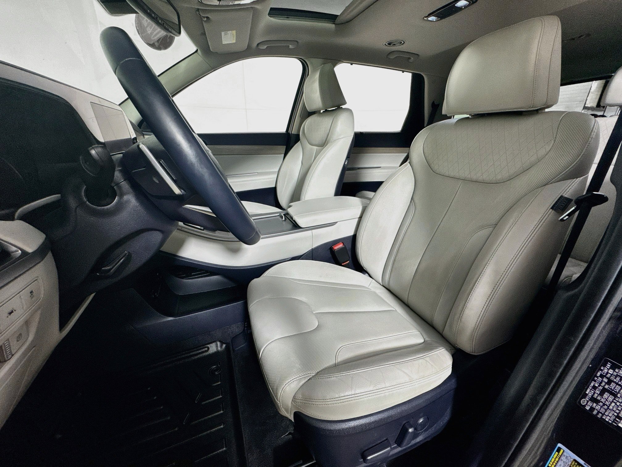 Used 2022 Hyundai Palisade SEL w/ Premium Package AWD/4WD image 15