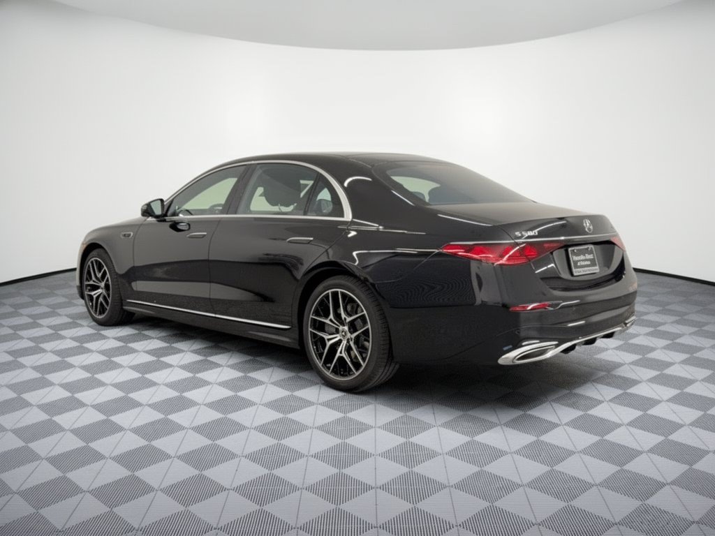 New 2027 Mercedes-Benz S 580 4MATIC Sedan image 3