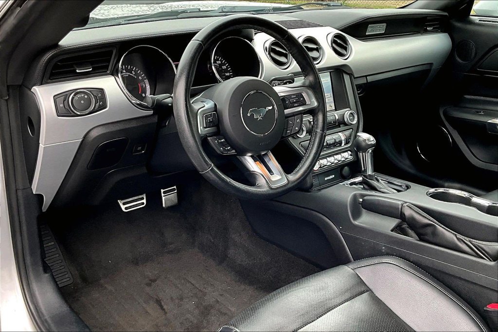 Used 2016 Ford Mustang Premium w/ Equipment Group 201A RWD image 12