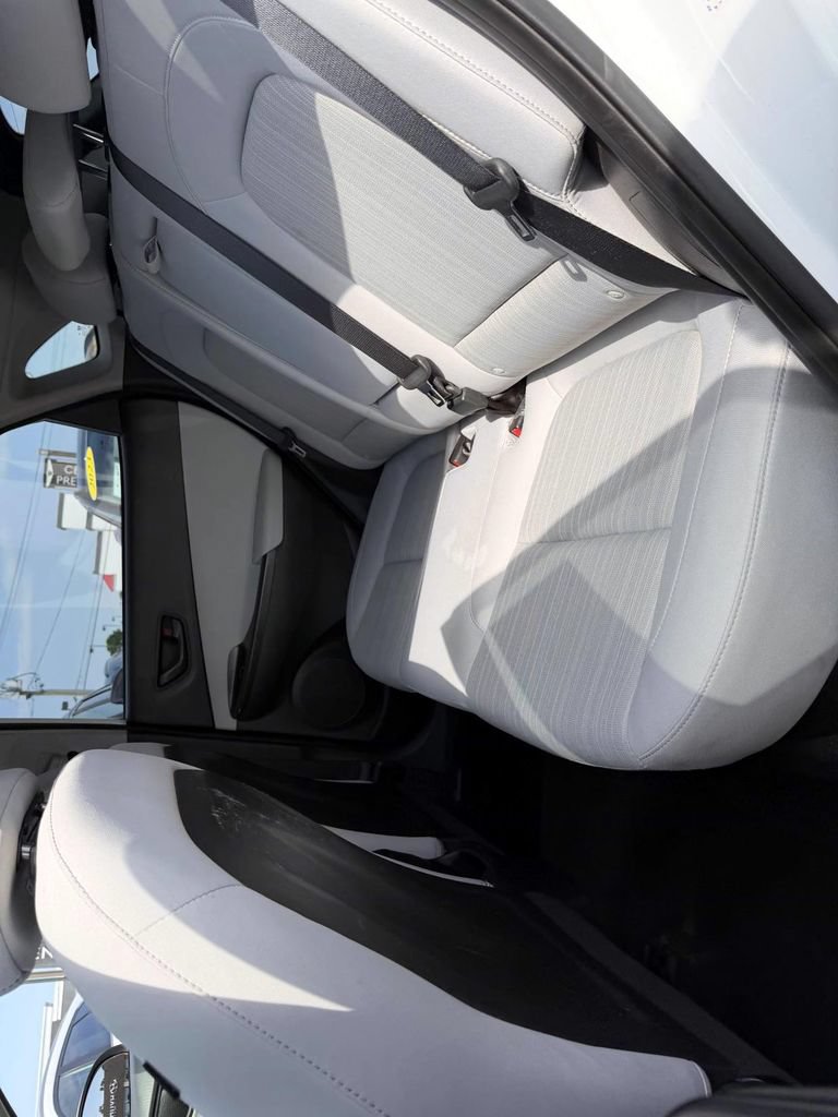 Used 2023 Hyundai Kona SEL AWD/4WD image 14