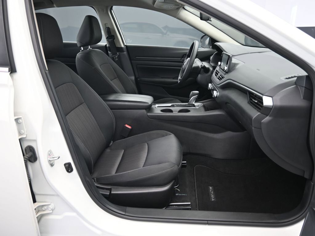 Used 2024 Nissan Altima 2.5 S image 35