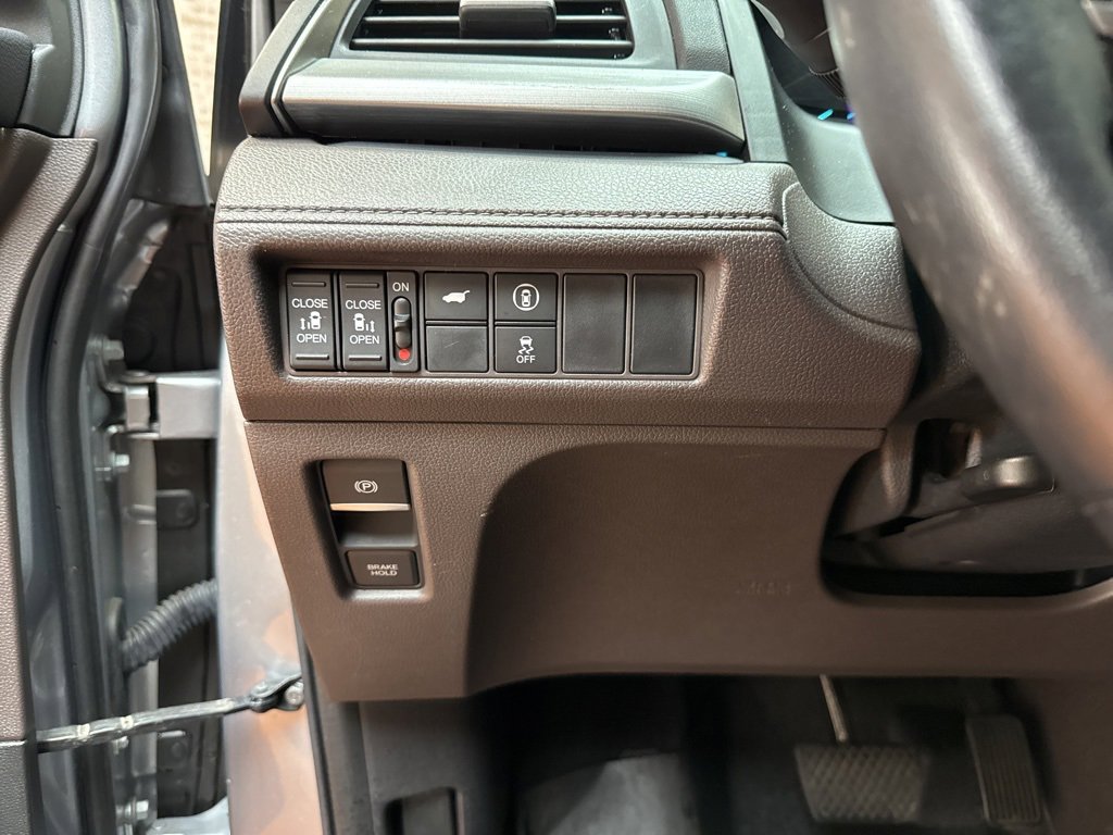 Used 2023 Honda Odyssey EX-L image 19