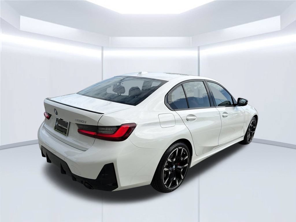 New 2026 BMW 330i Sedan w/ M Sport Package RWD image 6