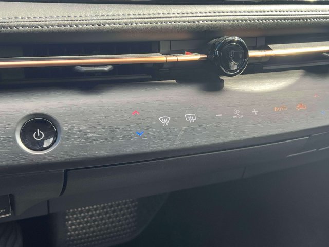 Certified 2024 Nissan Ariya AWD image 29
