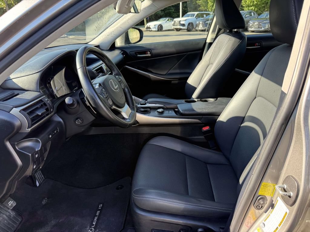 Used 2019 Lexus IS 300 AWD w/ Navigation Package image 12