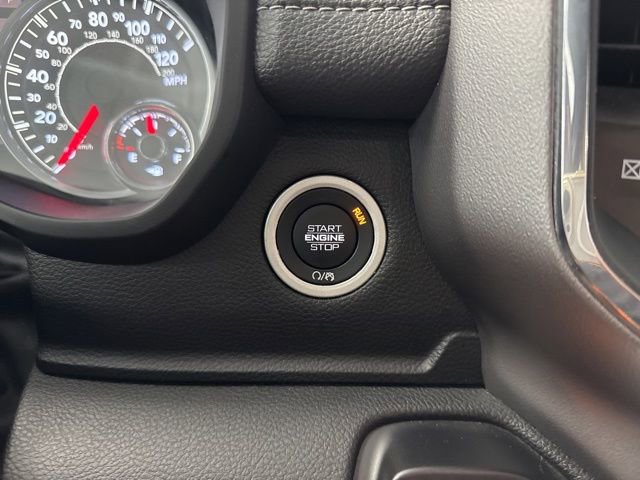 Used 2024 RAM 1500 Laramie image 42
