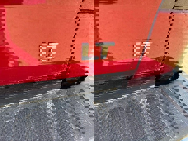 Used 2018 Chevrolet Silverado 1500 LT w/ All Star Edition image 24