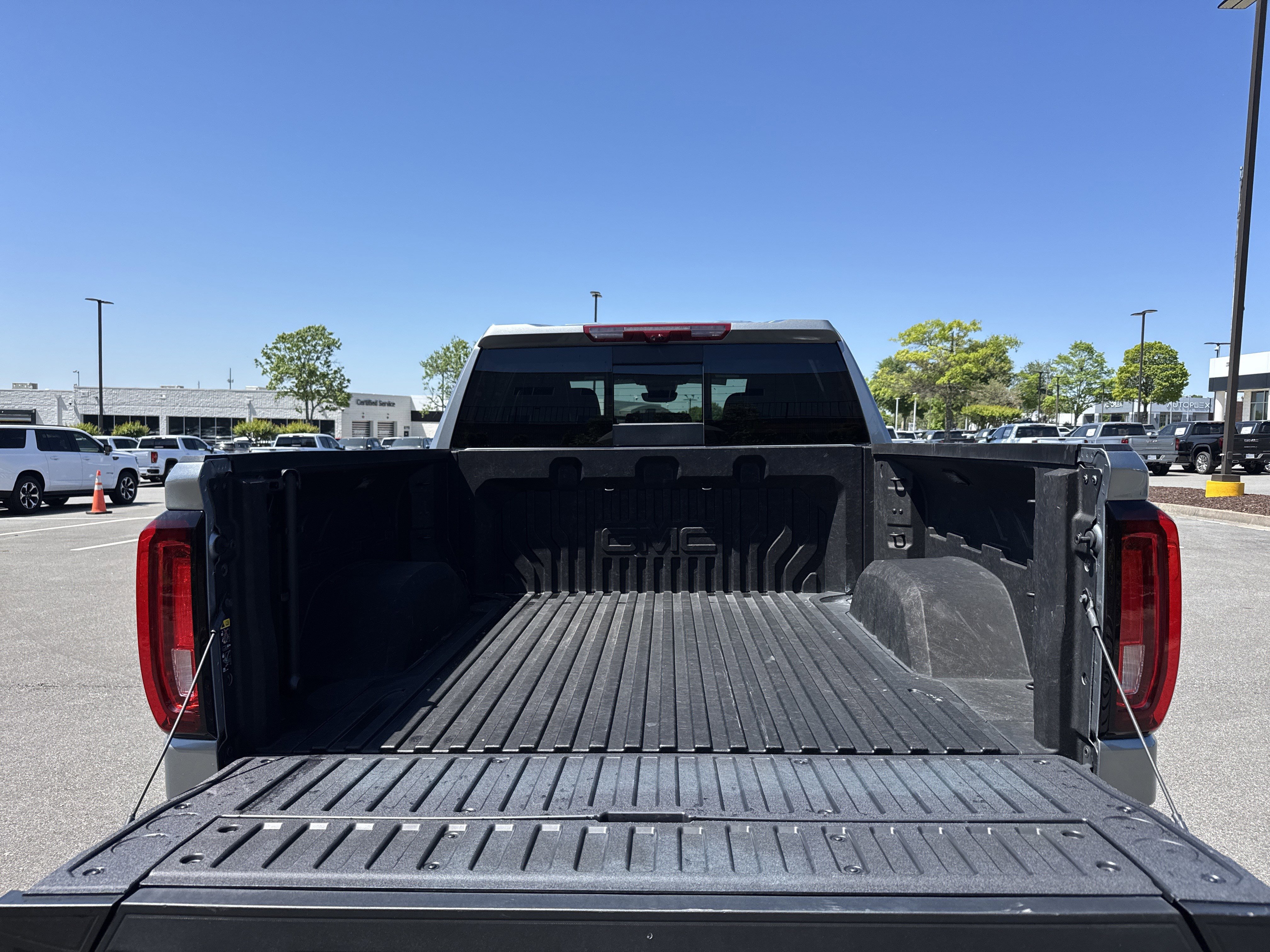 Used 2025 GMC Sierra 1500 Denali Ultimate AWD/4WD image 34