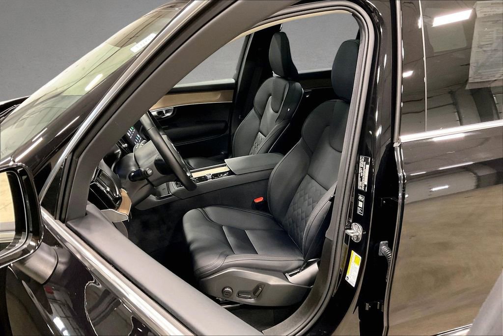 Certified 2026 Volvo XC90 B6 Plus w/ Protection Package Premier AWD/4WD image 21