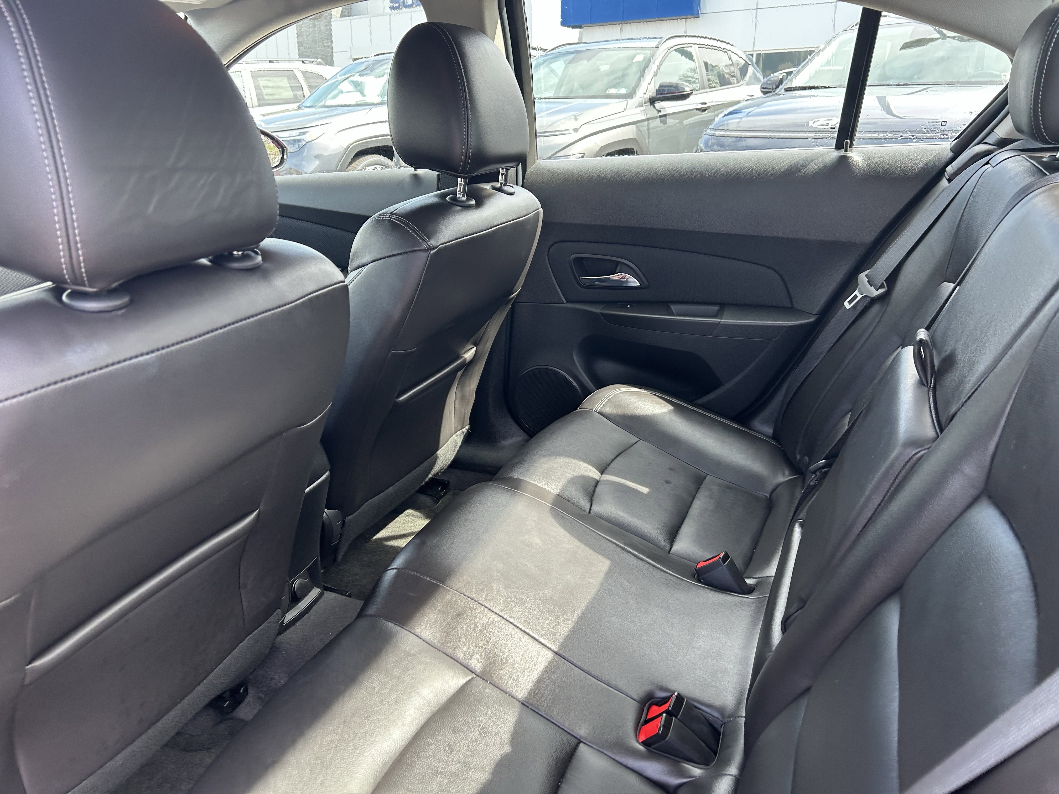 Used 2014 Chevrolet Cruze LT image 31